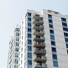 Ile kosztuje metr kwadratowy mieszkania w bloku? Ceny w Polsce